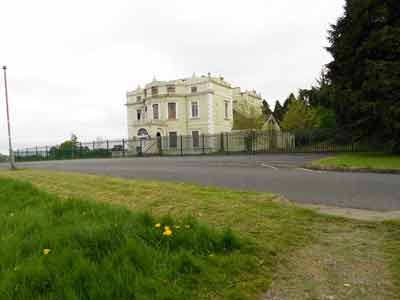 Photograph of House of site of Old Castle Blayney